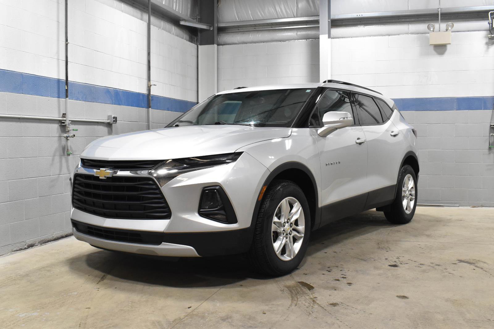 Used 2020 Chevrolet Blazer LT image 2