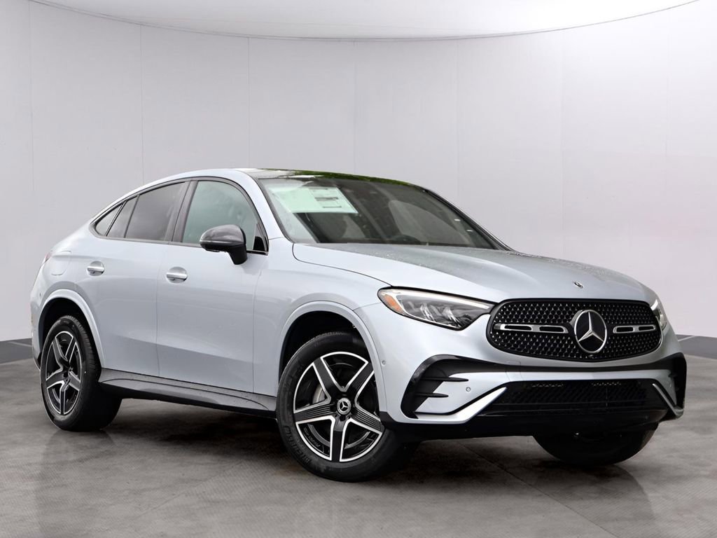 Certified 2025 Mercedes-Benz GLC 300 4MATIC image 1