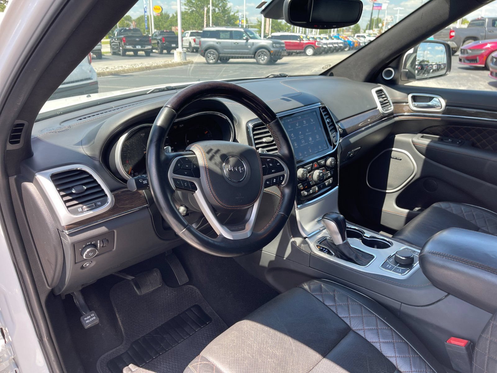Used 2020 Jeep Grand Cherokee Summit AWD/4WD image 11