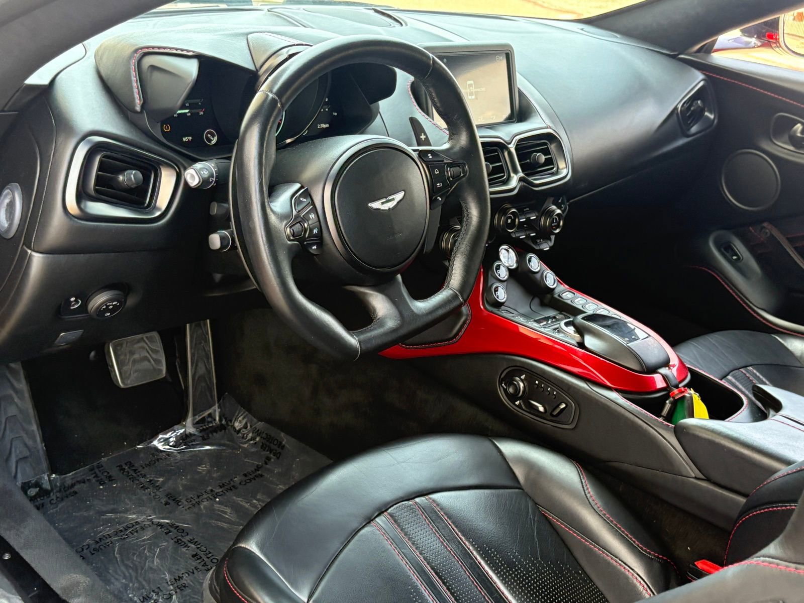 Used 2019 Aston Martin V8 Vantage Coupe RWD image 14