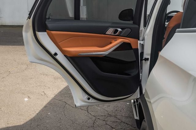 Certified 2026 BMW X5 xDrive40i AWD/4WD image 19