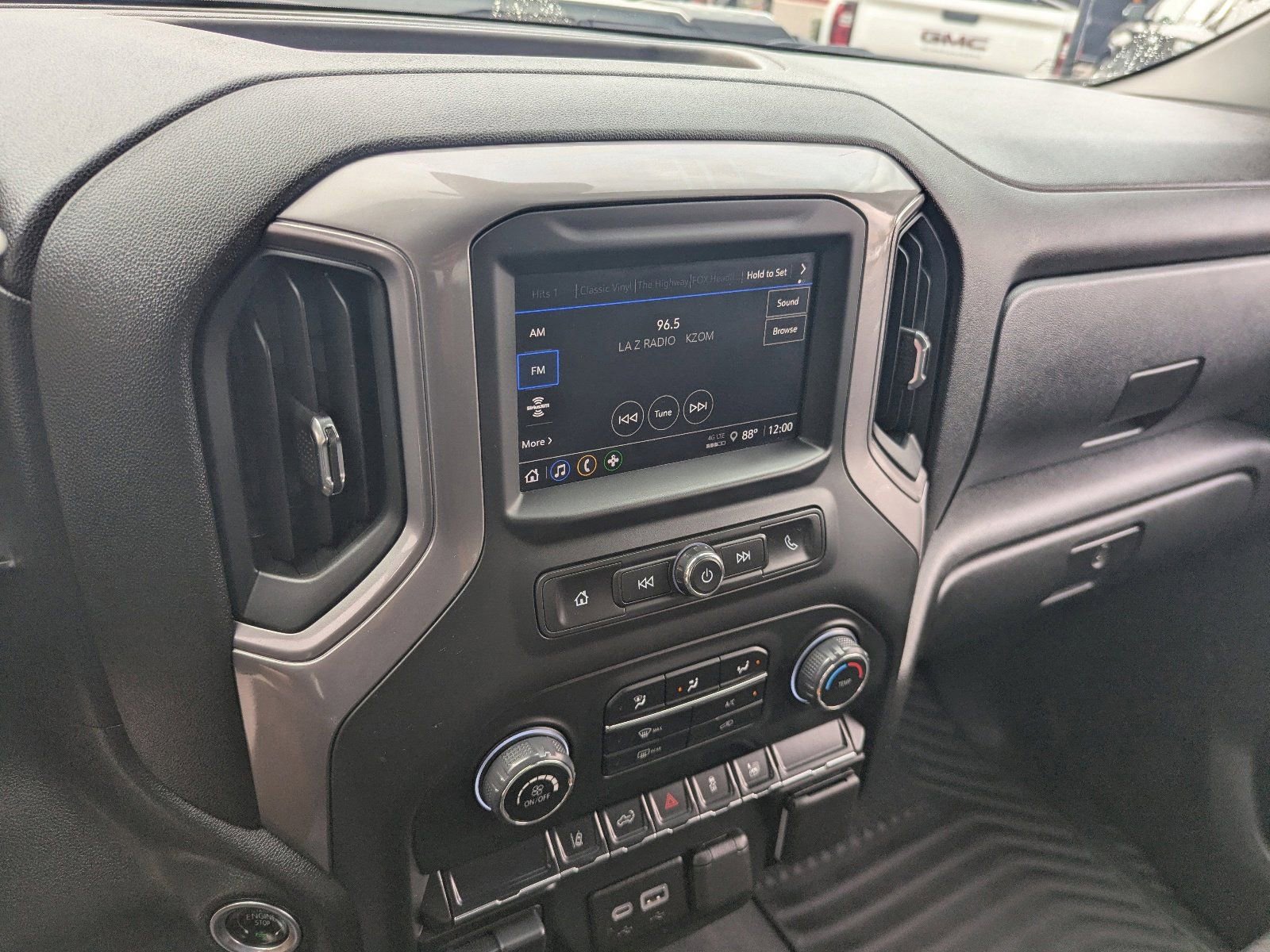 Used 2025 Chevrolet Silverado 2500 Custom w/ Custom Convenience Package image 26