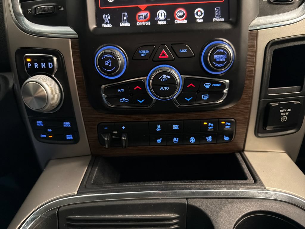 Used 2017 RAM 1500 Laramie w/ Convenience Group AWD/4WD image 7
