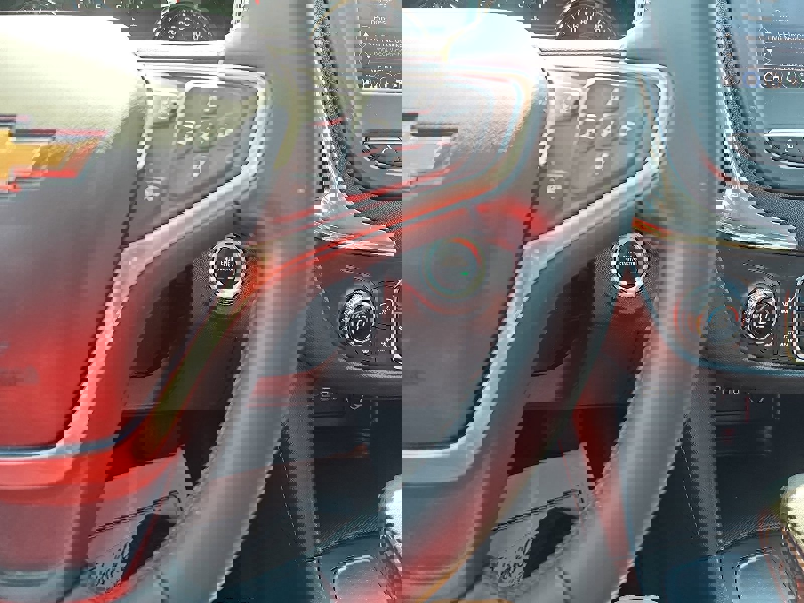 Used 2023 Chevrolet Equinox LT image 19