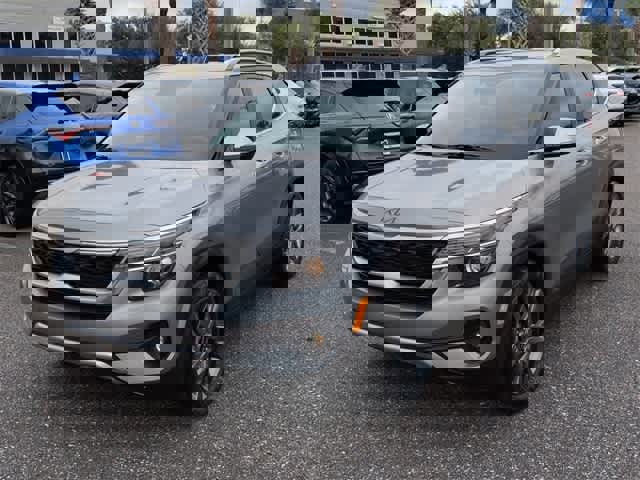 Used 2023 Kia Seltos S image 4