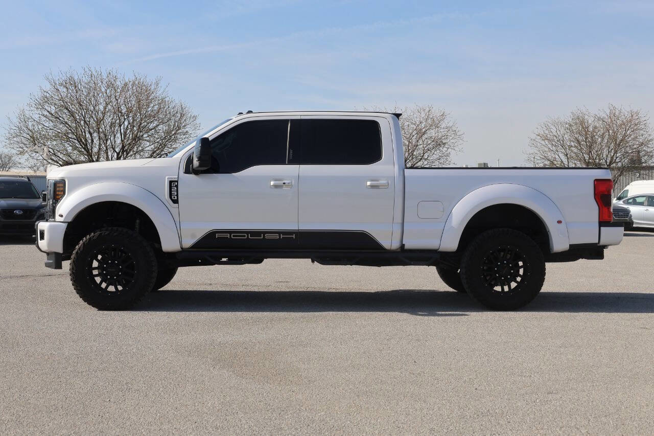 Used 2019 Ford F250 Lariat w/ Lariat Ultimate Package AWD/4WD image 8
