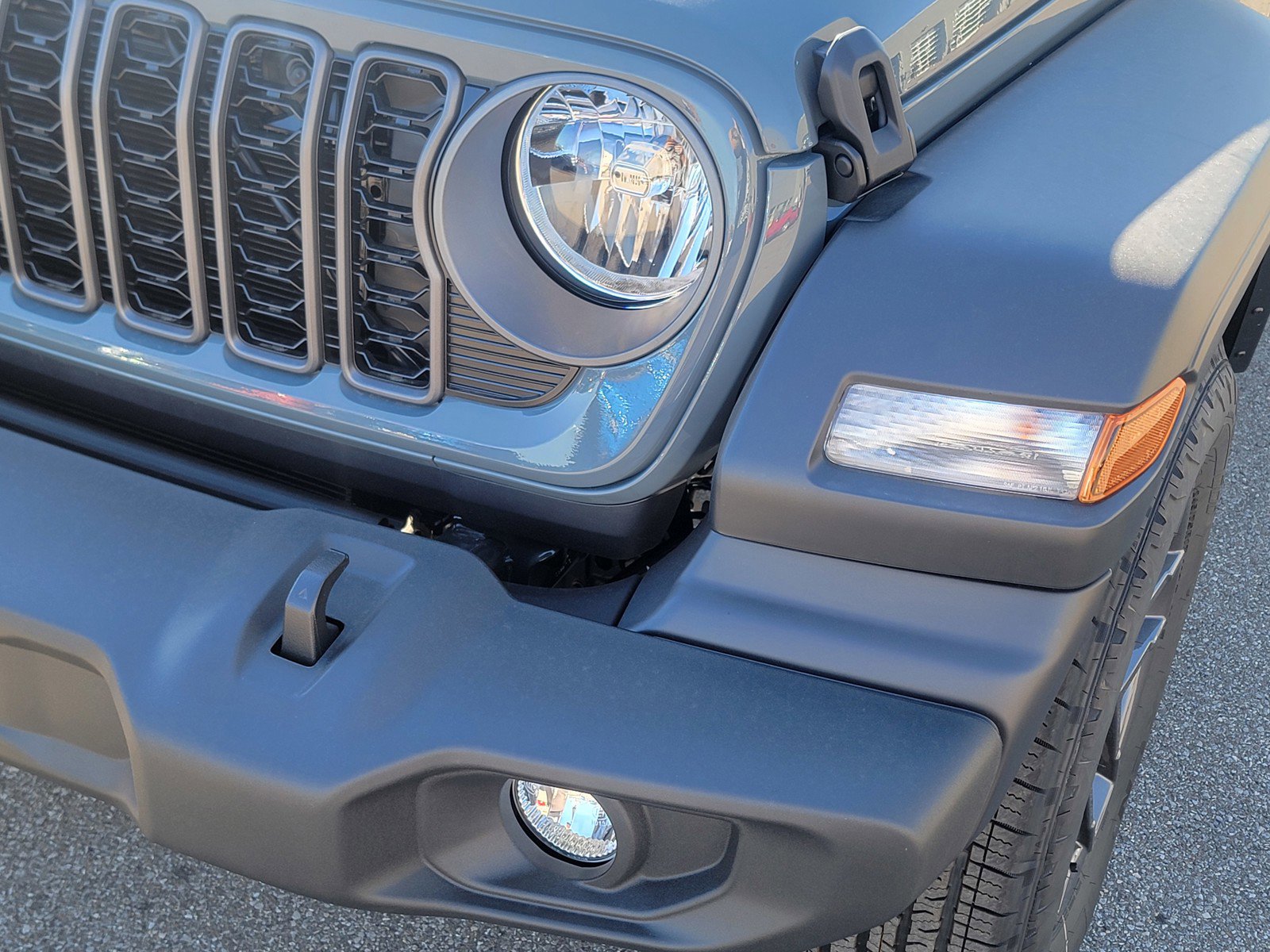 New 2025 Jeep Wrangler Sport S image 11