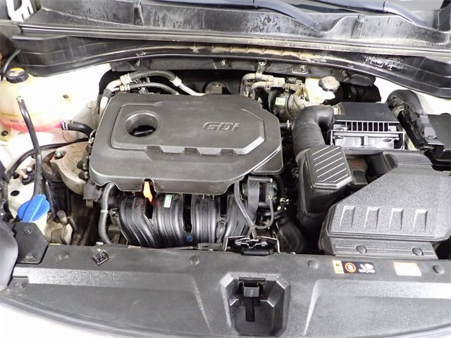 Used 2022 Kia Sportage LX image 5