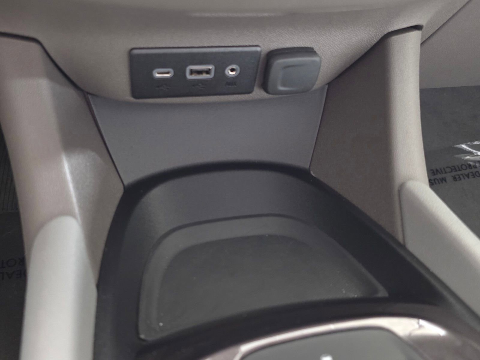 Used 2022 Chevrolet Malibu LS FWD image 28