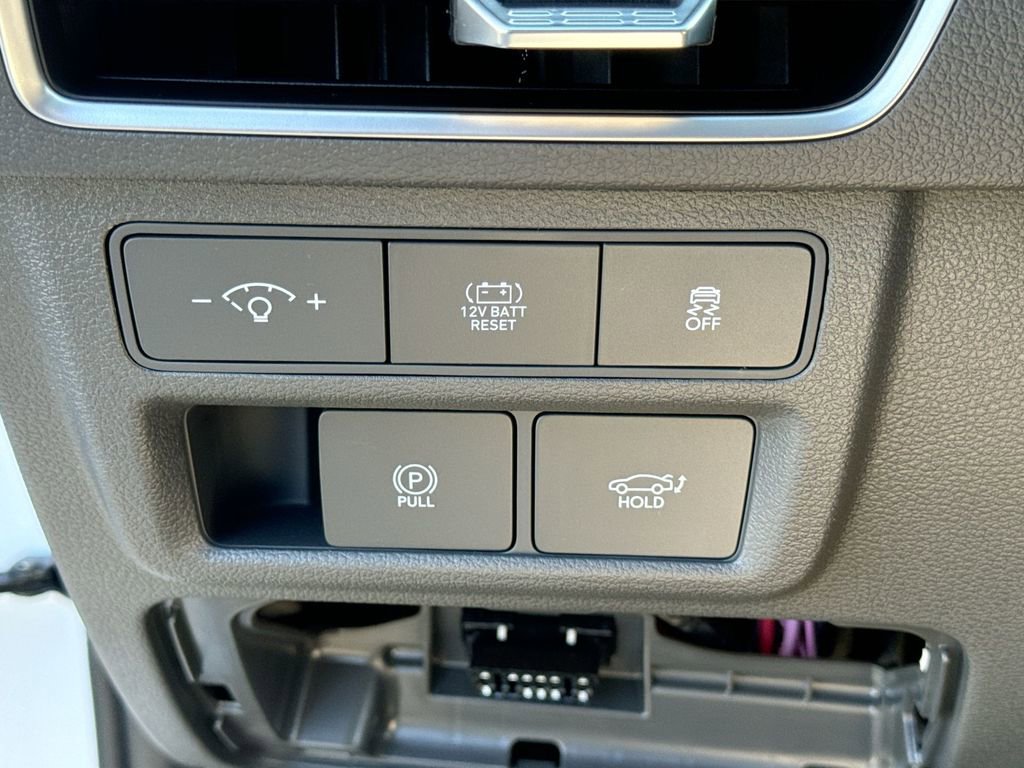 New 2025 Hyundai Sonata Limited FWD image 14