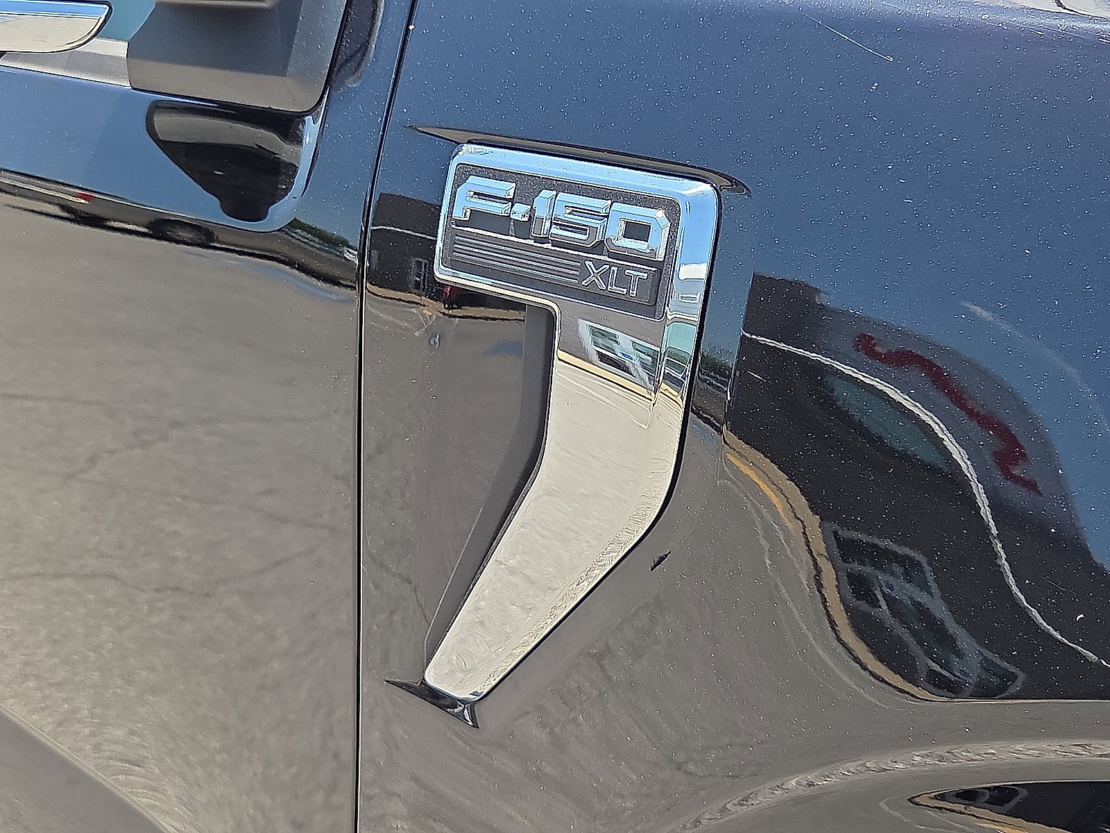 Used 2024 Ford F150 XLT w/ Equipment Group 302A MID AWD/4WD image 8