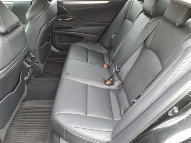 Used 2021 Lexus ES 350 F Sport image 11