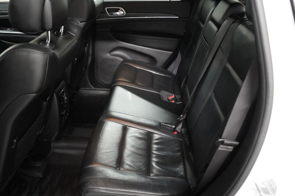 Used 2021 Jeep Grand Cherokee Limited w/ Premium Lighting Group AWD/4WD image 19