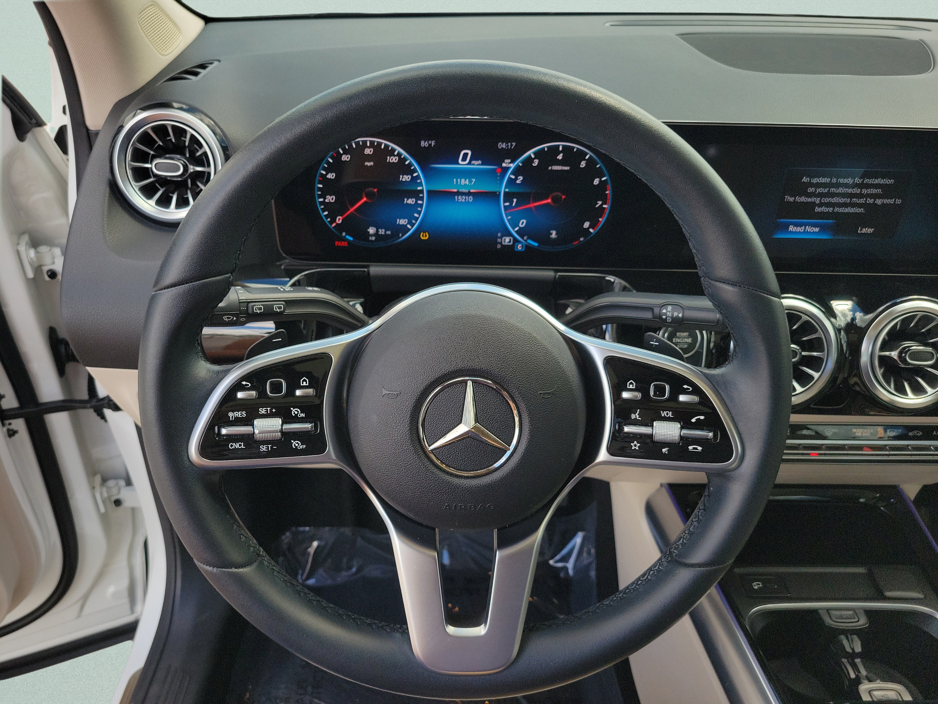 Used 2023 Mercedes-Benz GLA 250 image 21