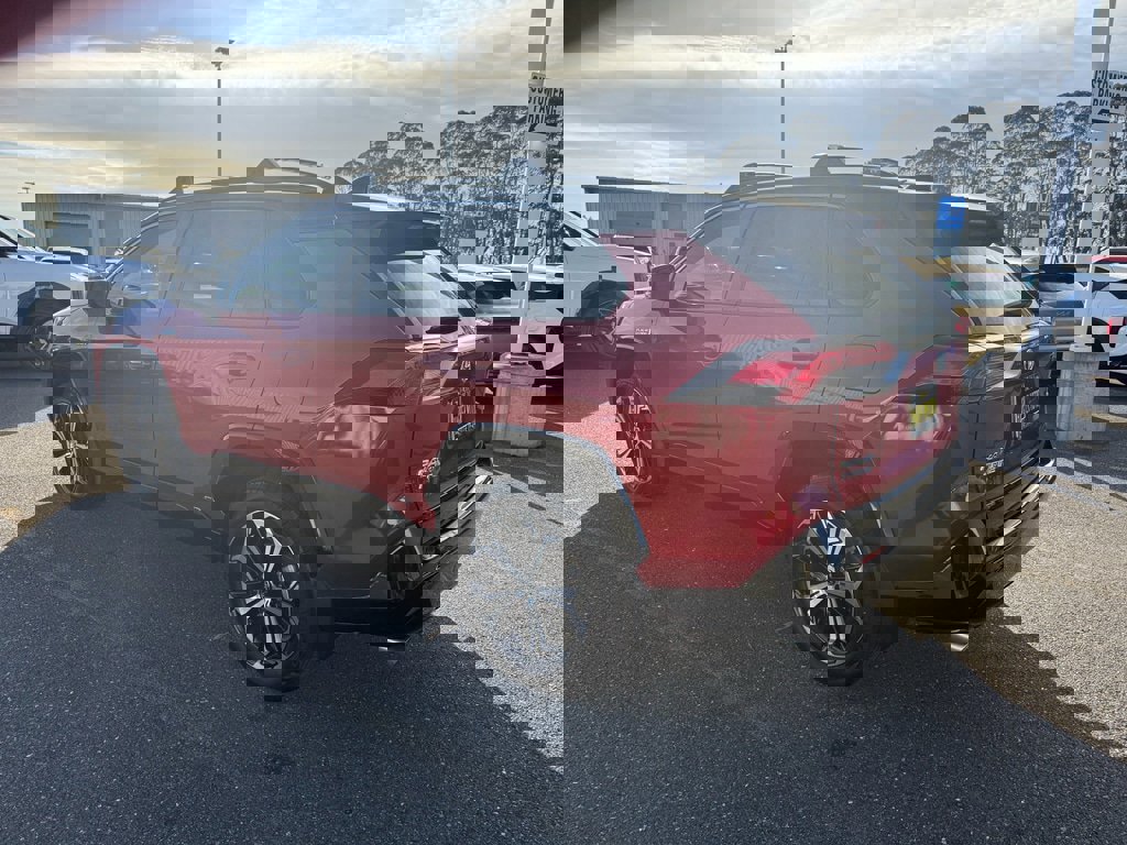 Used 2023 Toyota RAV4 XSE w/ Weather Package image 8