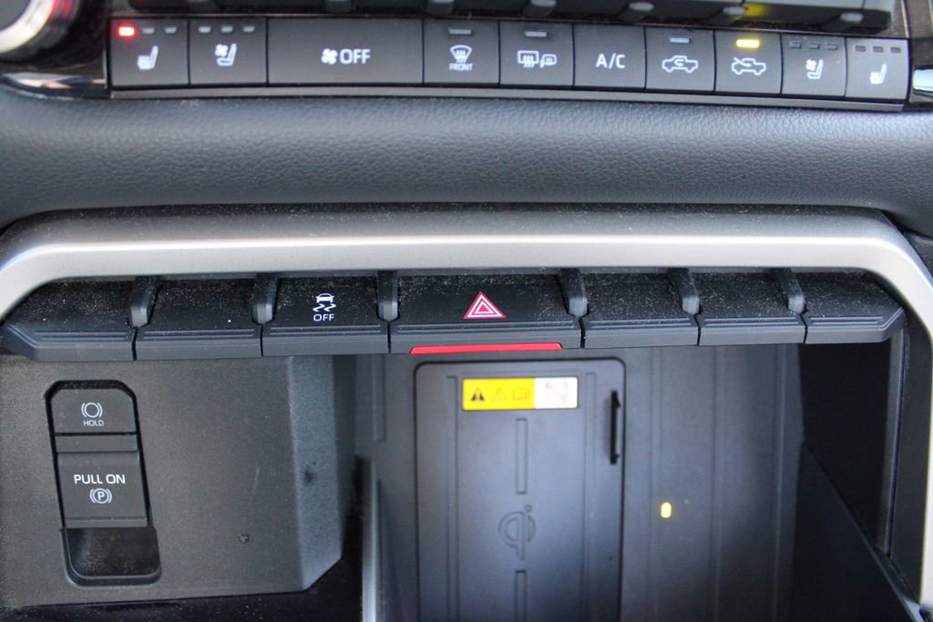 Used 2022 Toyota Tundra Limited image 49