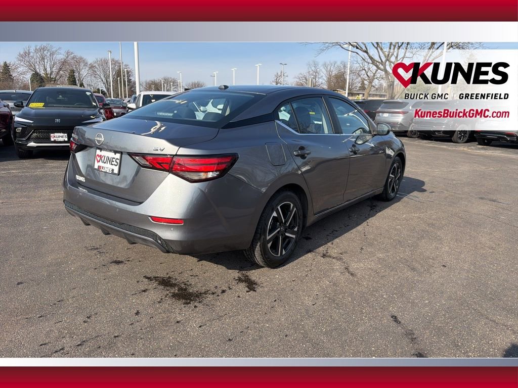 Used 2024 Nissan Sentra SV FWD image 5
