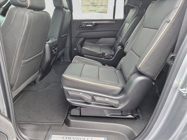 New 2026 Chevrolet Suburban Premier RWD image 14