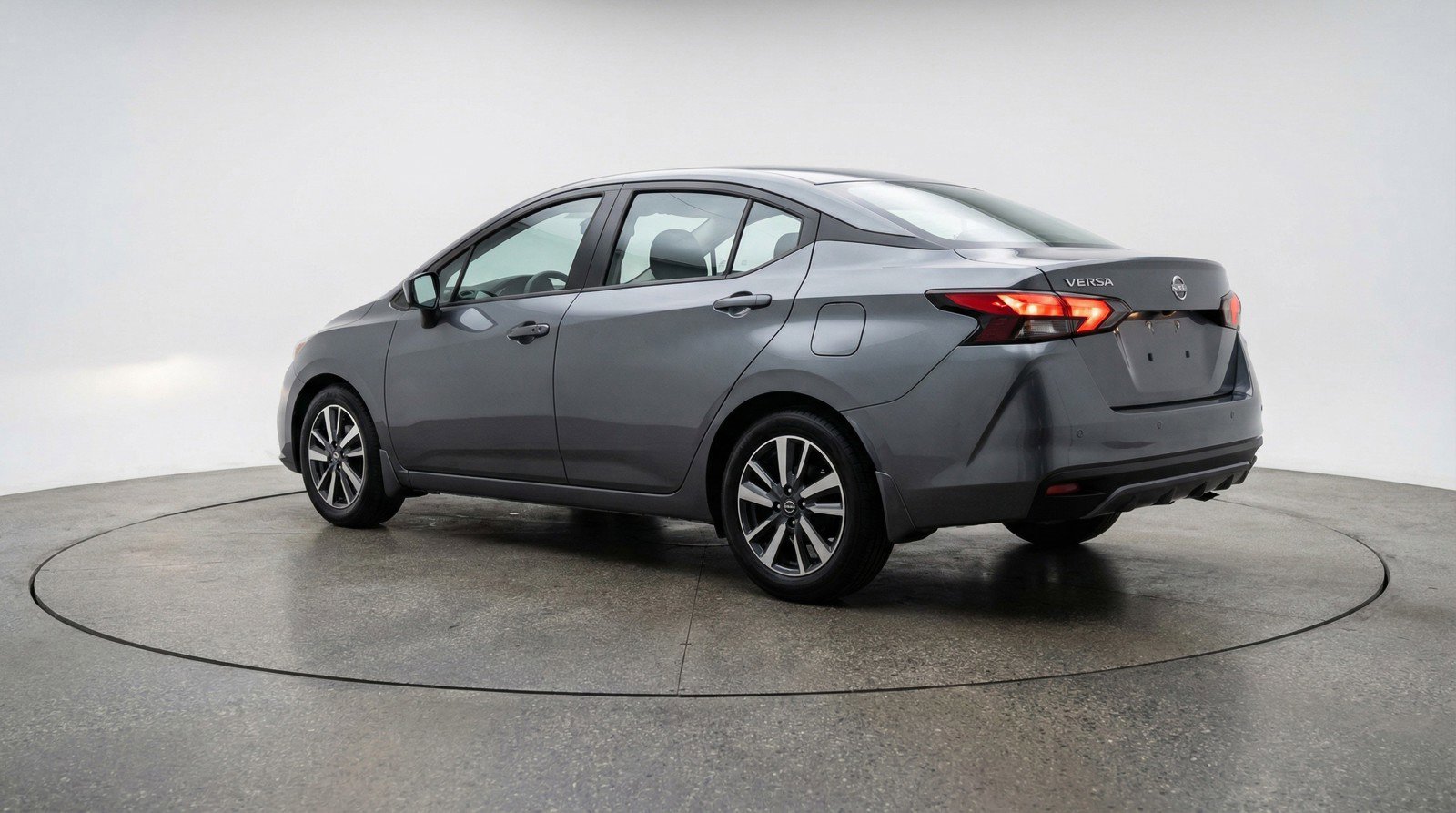Used 2025 Nissan Versa SV FWD image 6