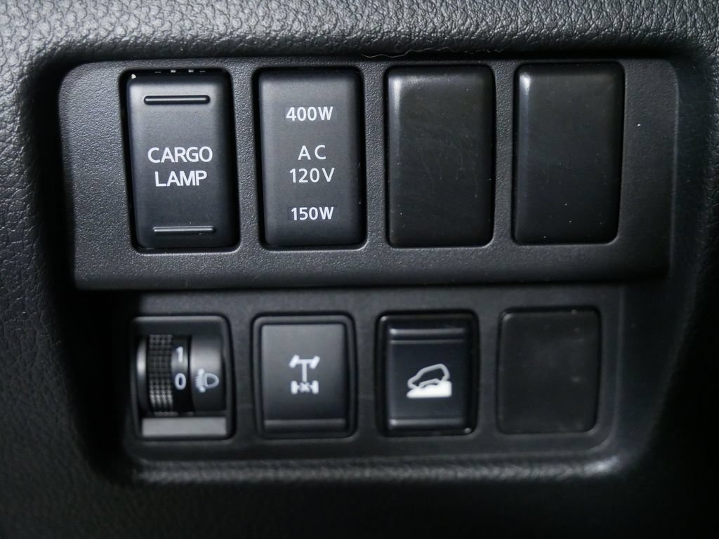 Used 2021 Nissan Titan PRO-4X w/ Pro-4x Convenience Package AWD/4WD image 24