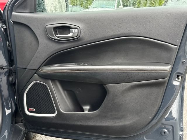 Used 2017 Jeep Compass Limited image 24
