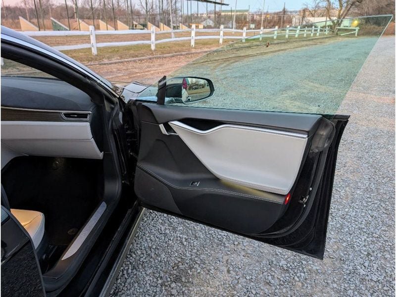 Used 2016 Tesla Model S P90D AWD/4WD image 10