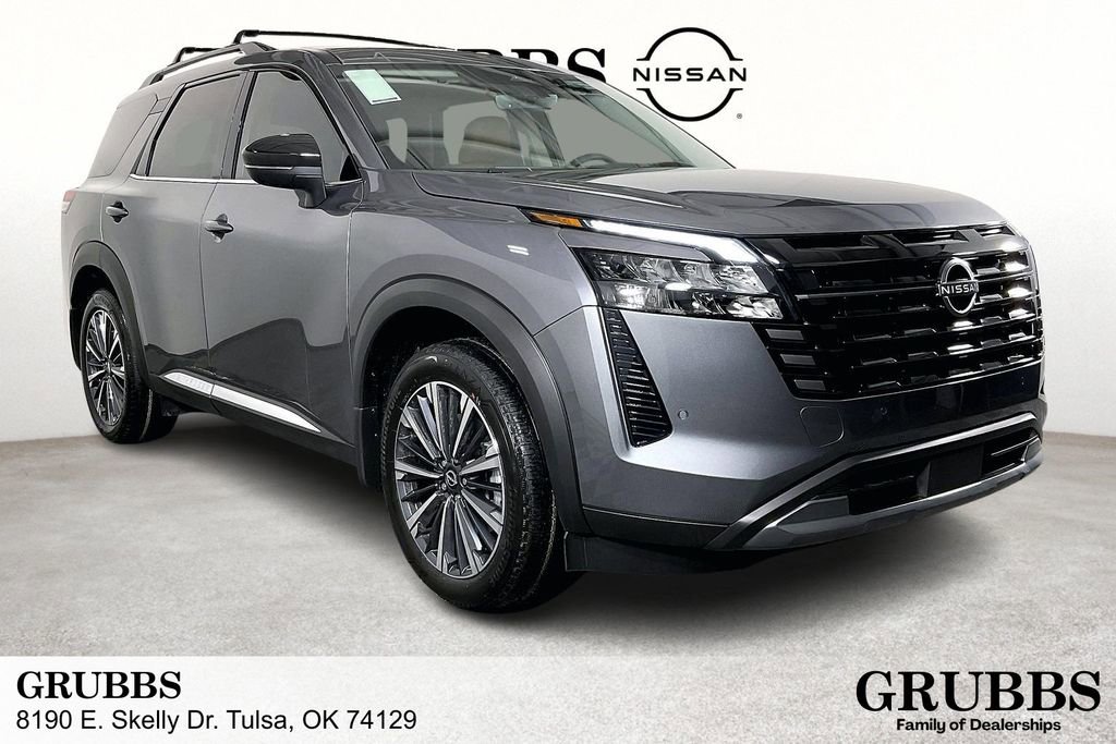 New 2026 Nissan Pathfinder Platinum w/ Accent Package