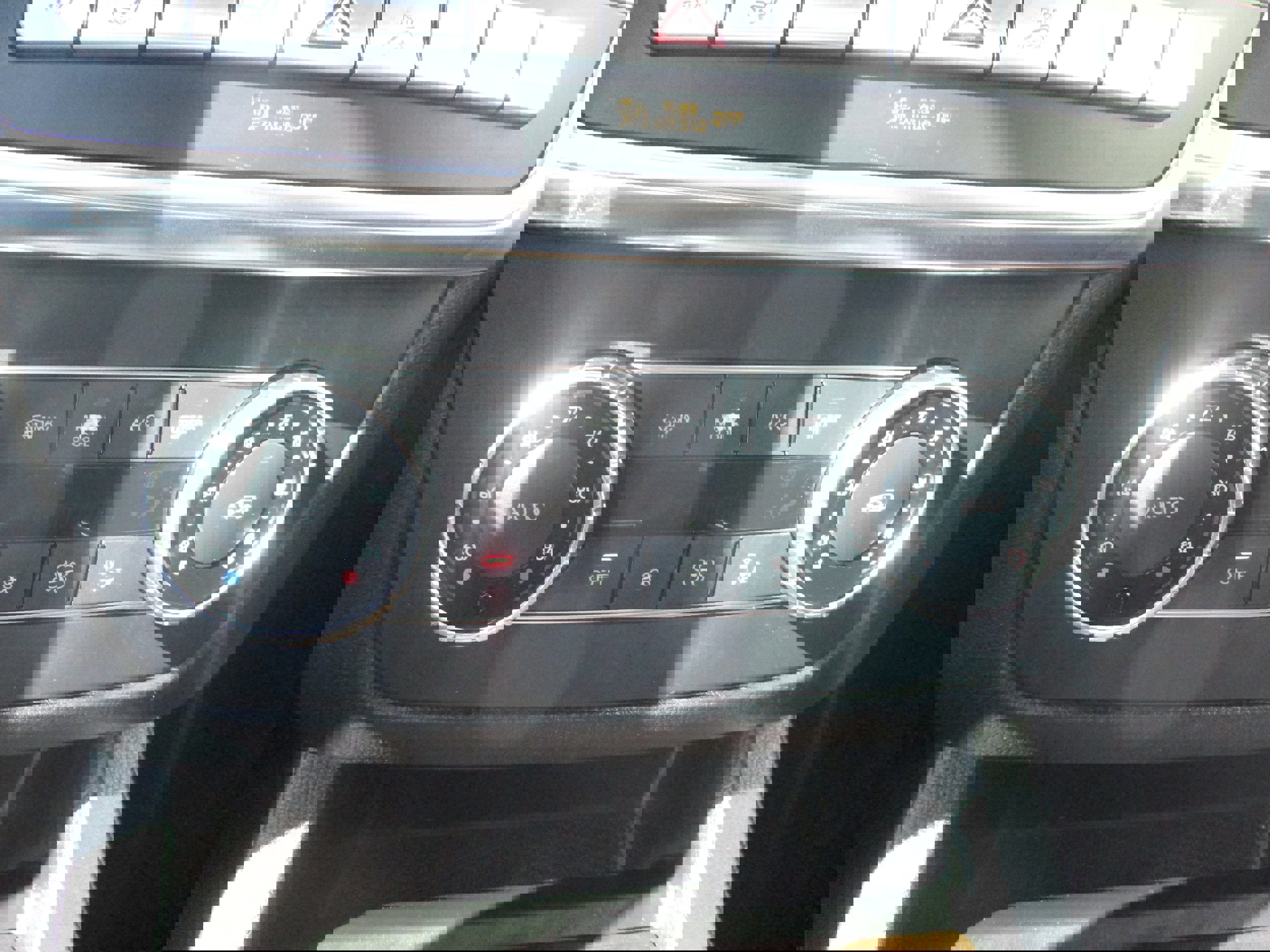 Used 2015 Mercedes-Benz ML 350 4DR ML350 4matic image 13