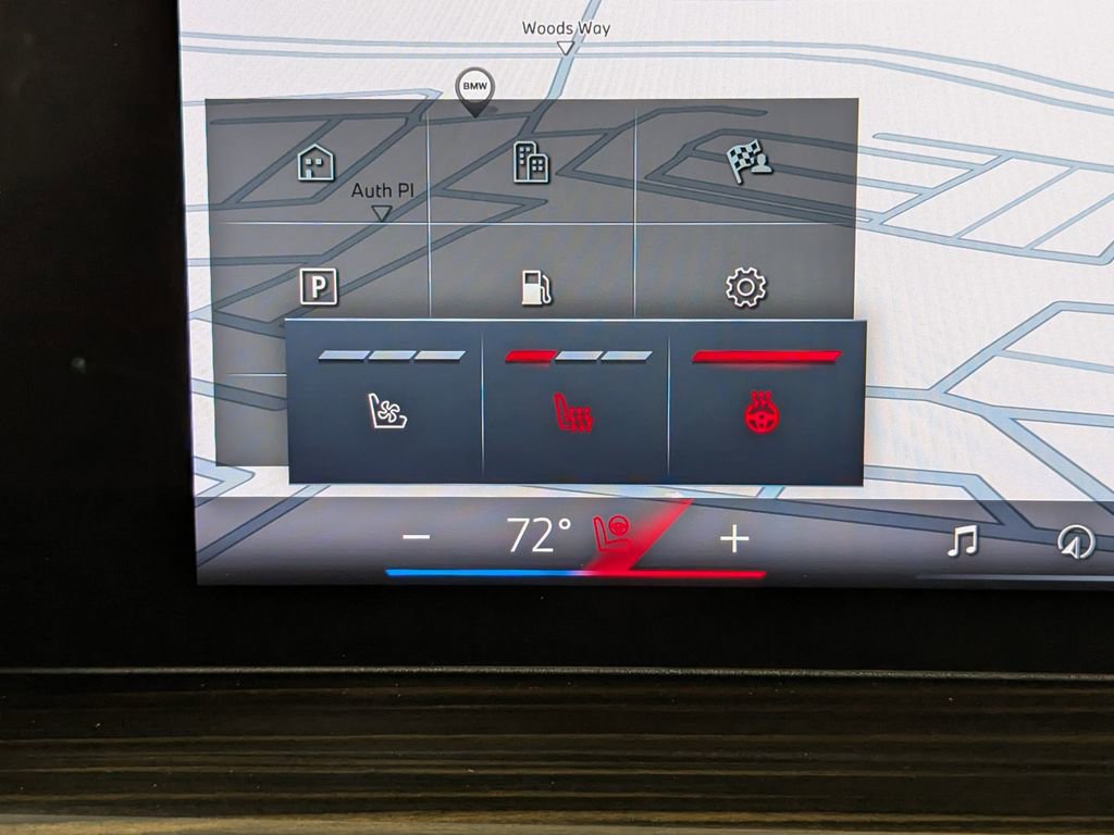 Used 2025 BMW X5 xDrive40i w/ Climate Comfort Package image 20