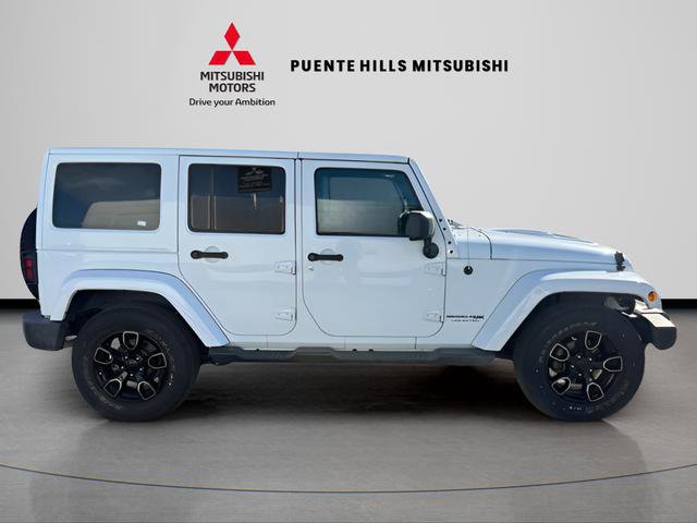 Used 2018 Jeep Wrangler Unlimited Sahara image 4