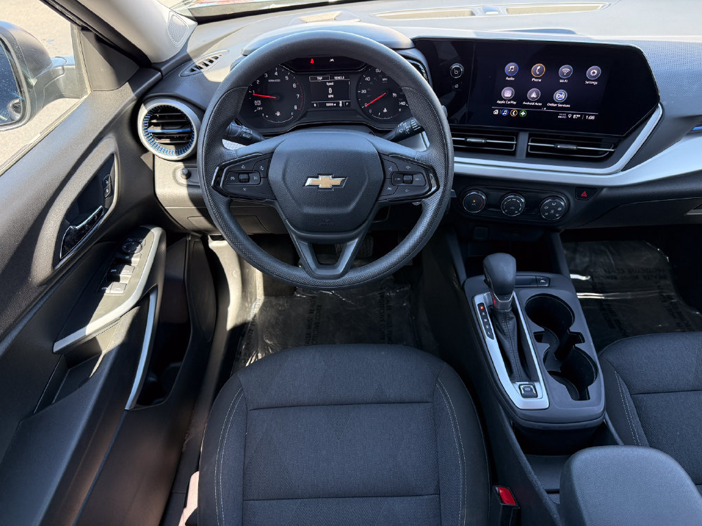Used 2024 Chevrolet Trax LS w/ Driver Confidence Package FWD image 21