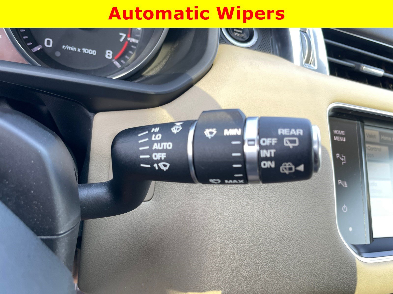 Used 2015 Land Rover Range Rover Sport HSE AWD/4WD image 28