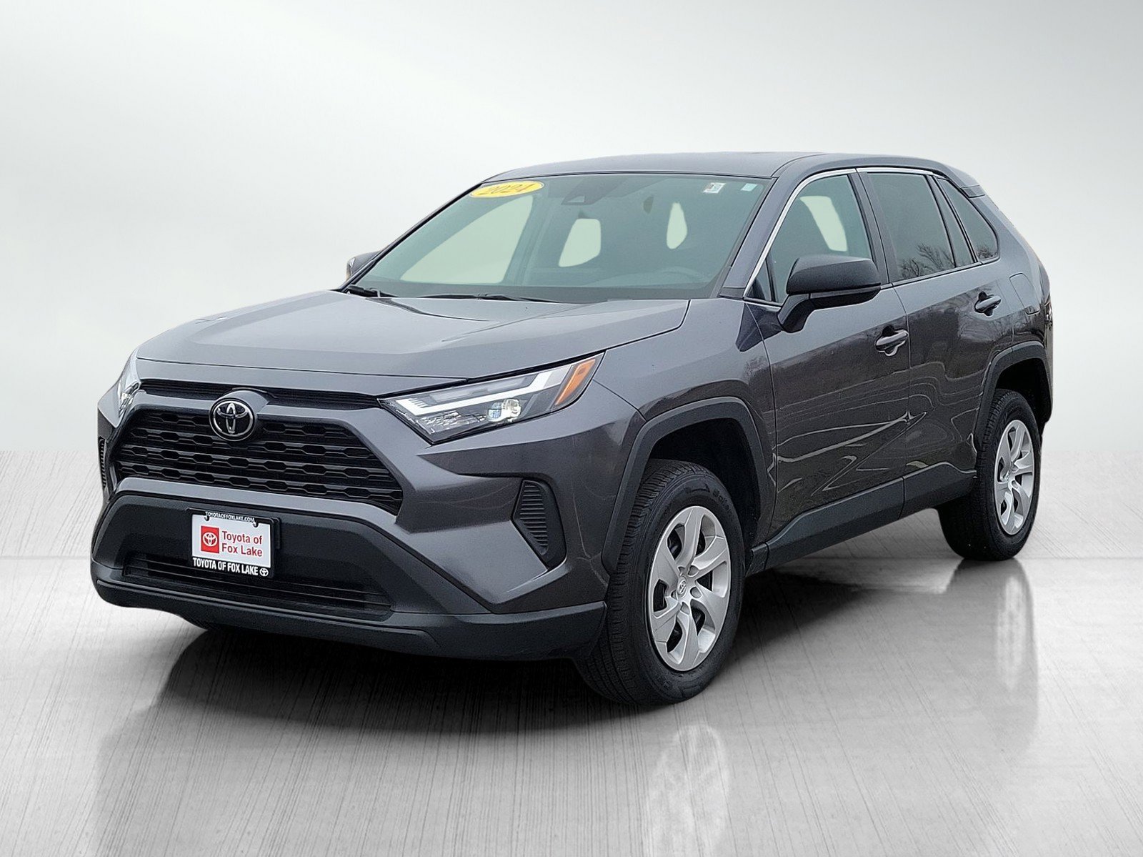 Used 2024 Toyota RAV4 LE FWD image 2