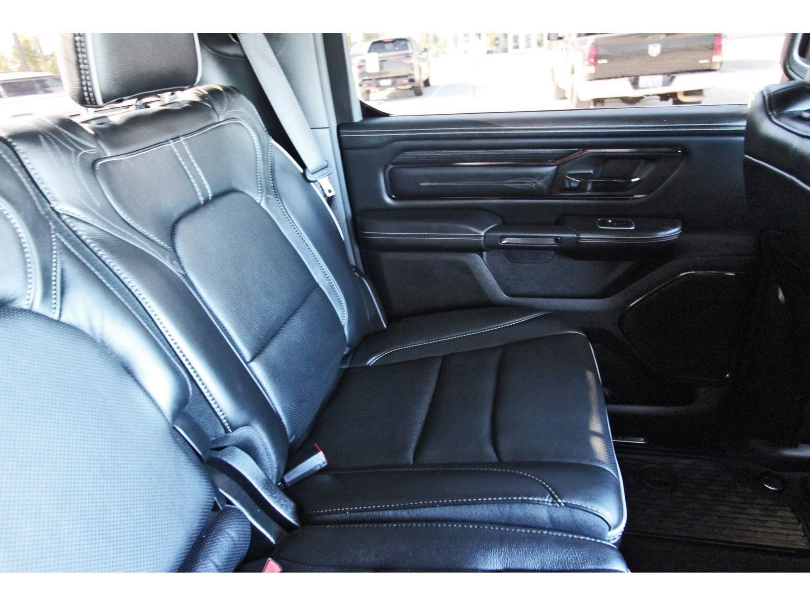 Used 2024 RAM 1500 Limited w/ Body Color Bumper Group image 12