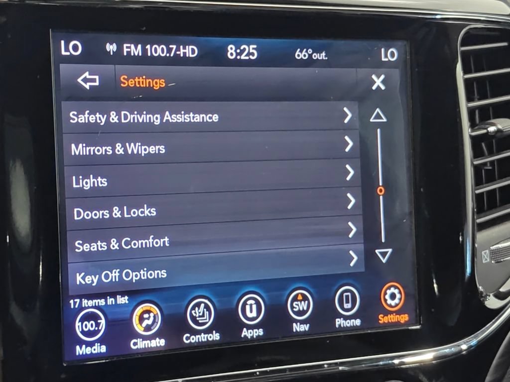 Used 2019 Jeep Grand Cherokee Altitude AWD/4WD image 46