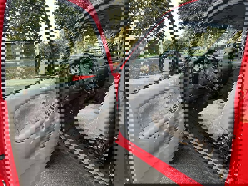 Used 2004 Toyota Tacoma PreRunner image 12