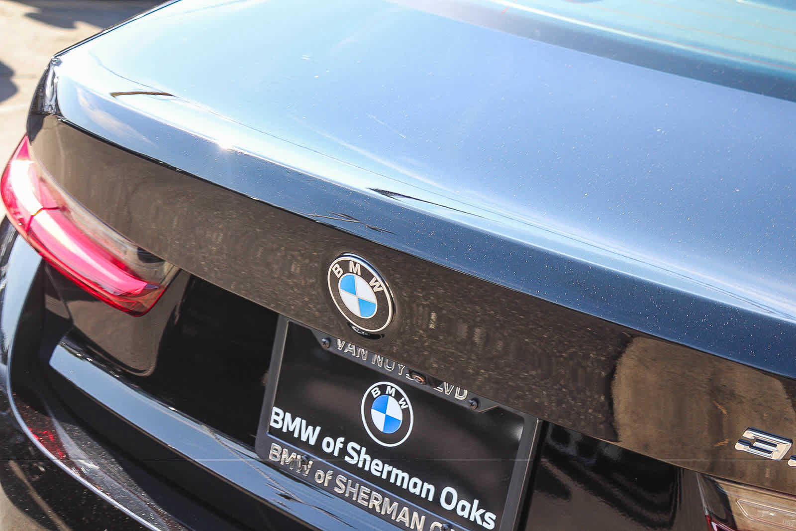 Used 2026 BMW 330i Sedan w/ Convenience Package RWD image 8