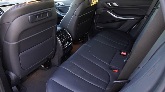 Used 2022 BMW X5 sDrive40i w/ Premium Package image 15