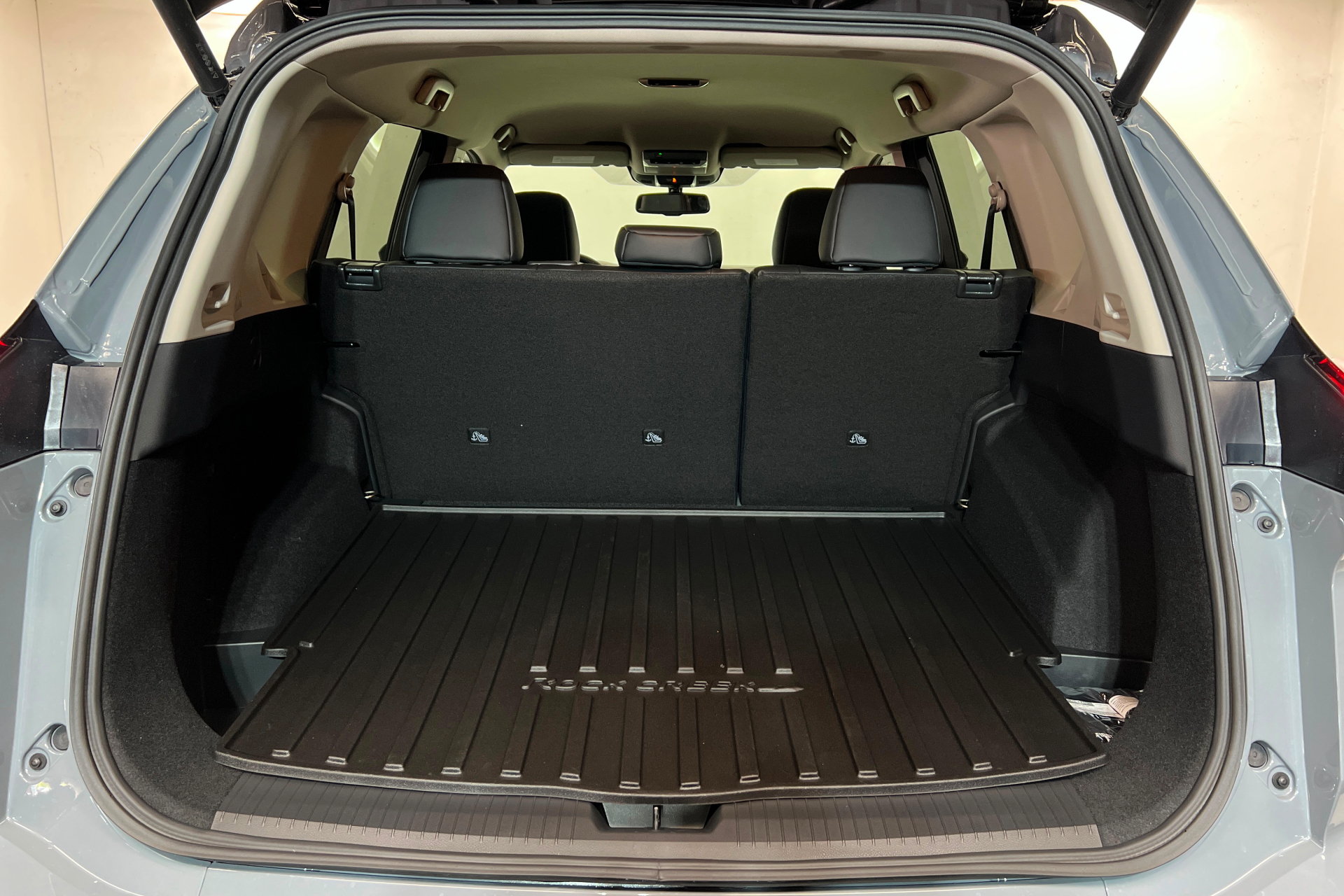 New 2026 Nissan Rogue SV w/ Rock Creek Premium Package AWD/4WD image 23