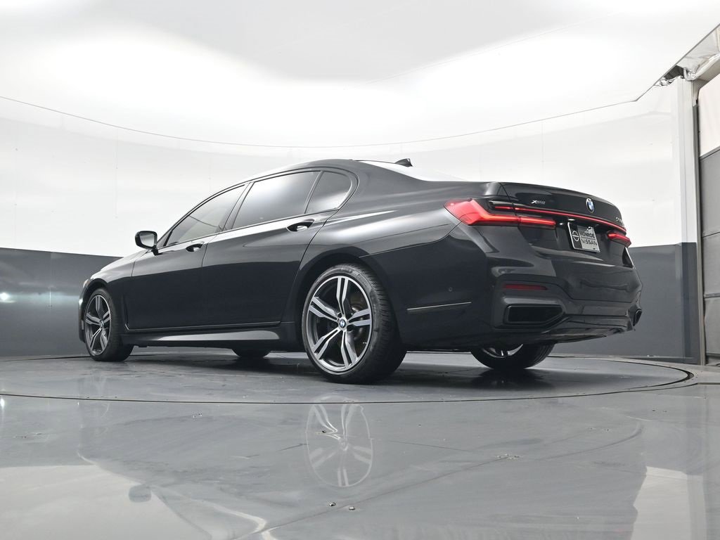 Used 2020 BMW 750i xDrive 750i xDrive w/ Autobahn Package image 22