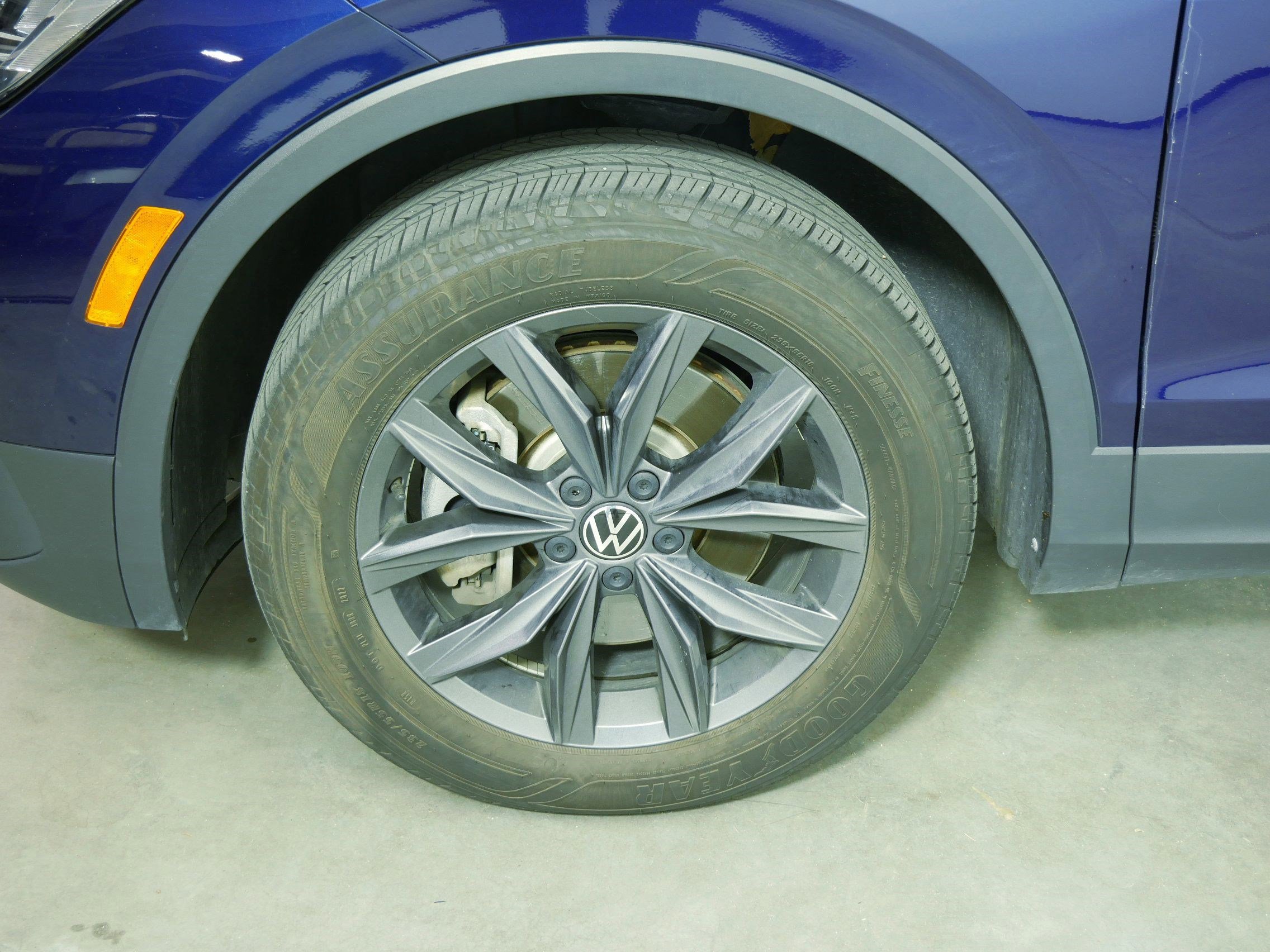 Certified 2022 Volkswagen Tiguan SE w/ Panoramic Sunroof Package image 25