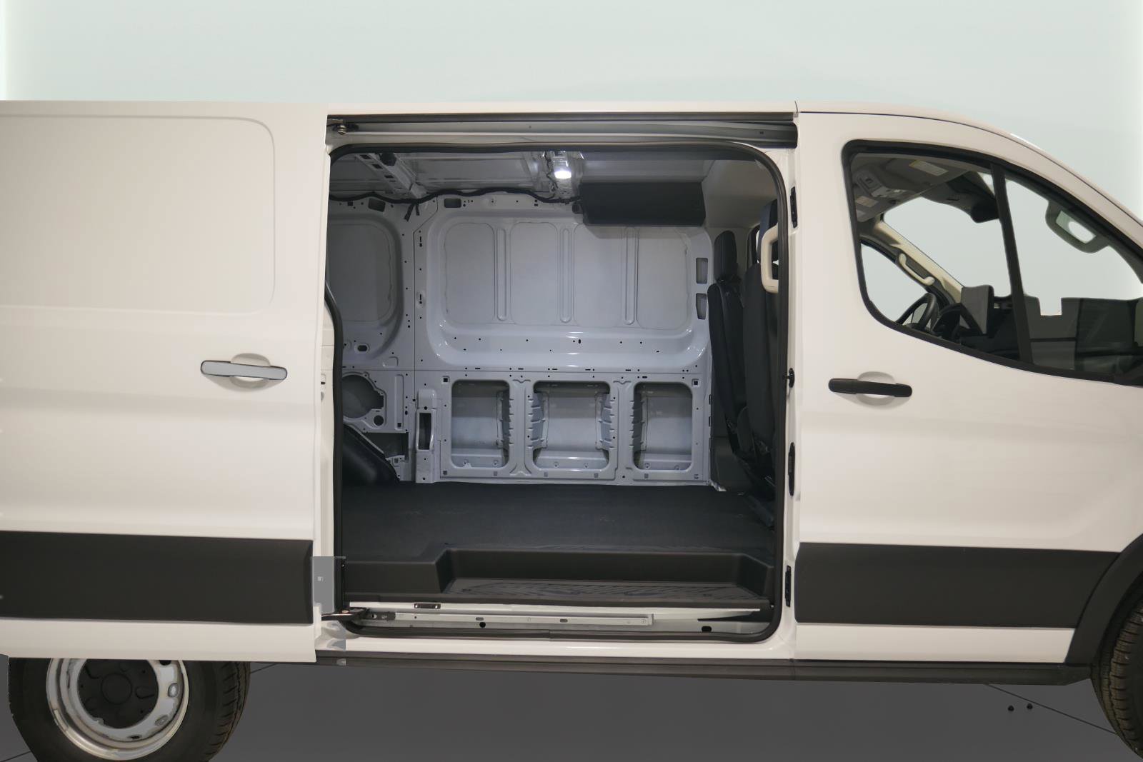 New 2026 Ford Transit 250 Low Roof image 20