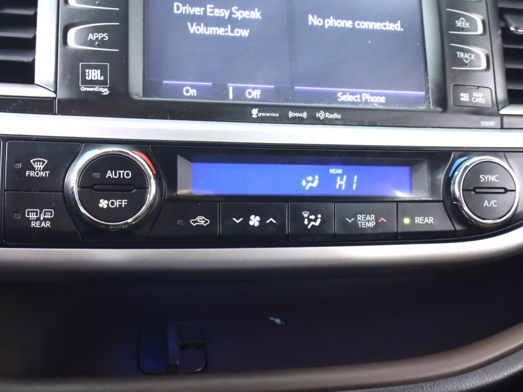 Used 2019 Toyota Highlander Limited AWD/4WD image 23