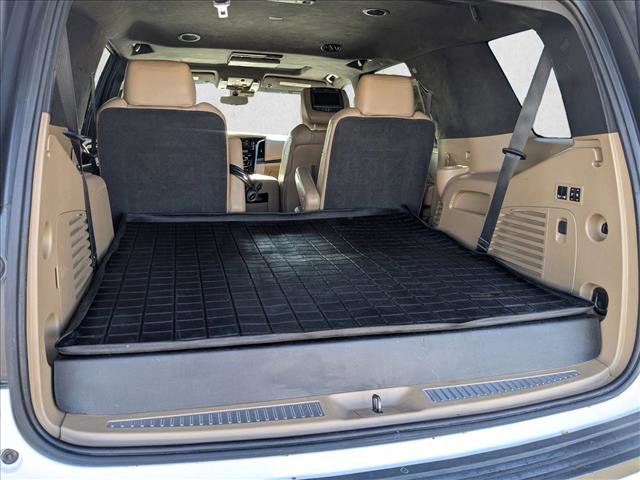 Used 2019 Cadillac Escalade Platinum image 6