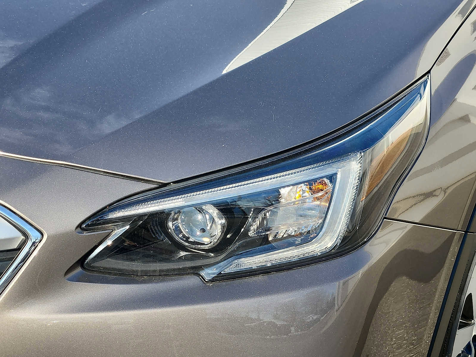 Used 2022 Subaru Outback Premium image 9