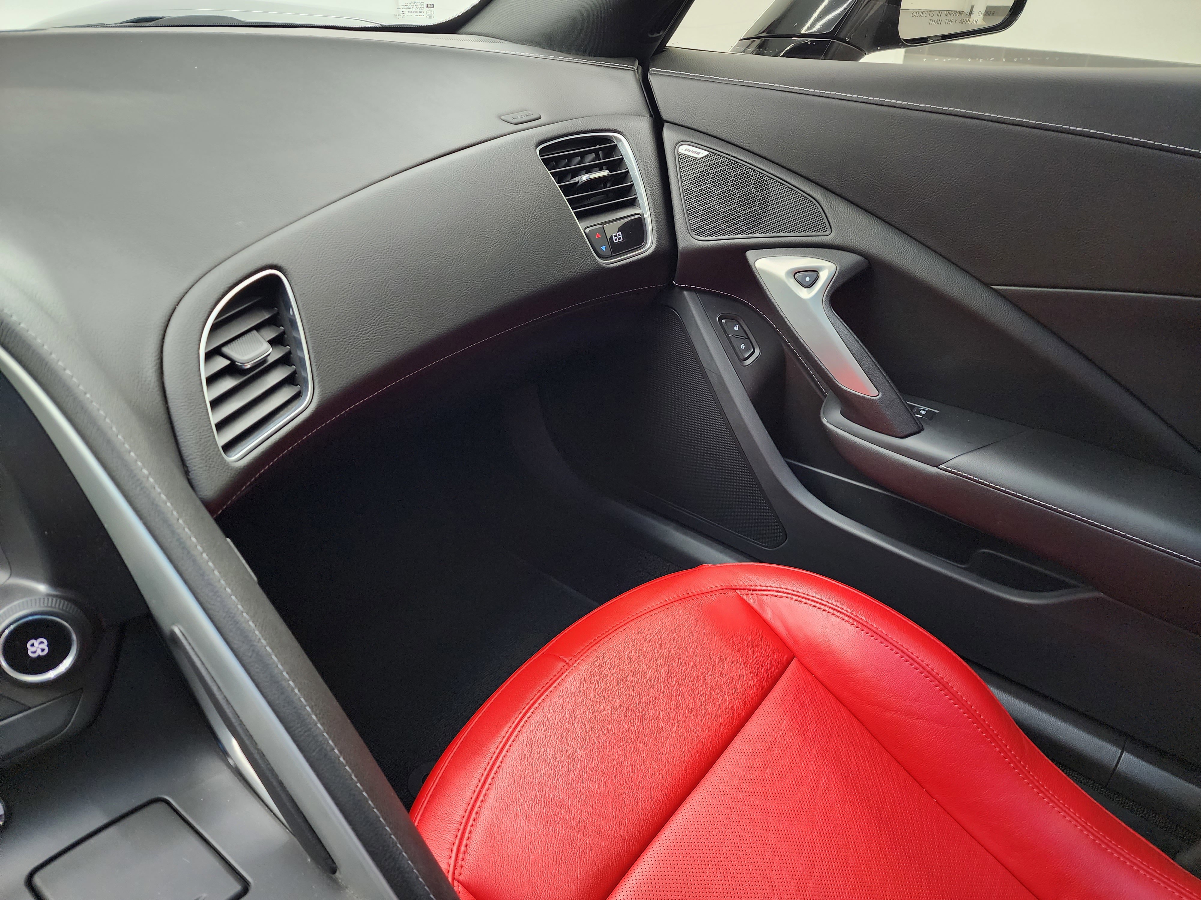 Used 2018 Chevrolet Corvette Grand Sport image 11