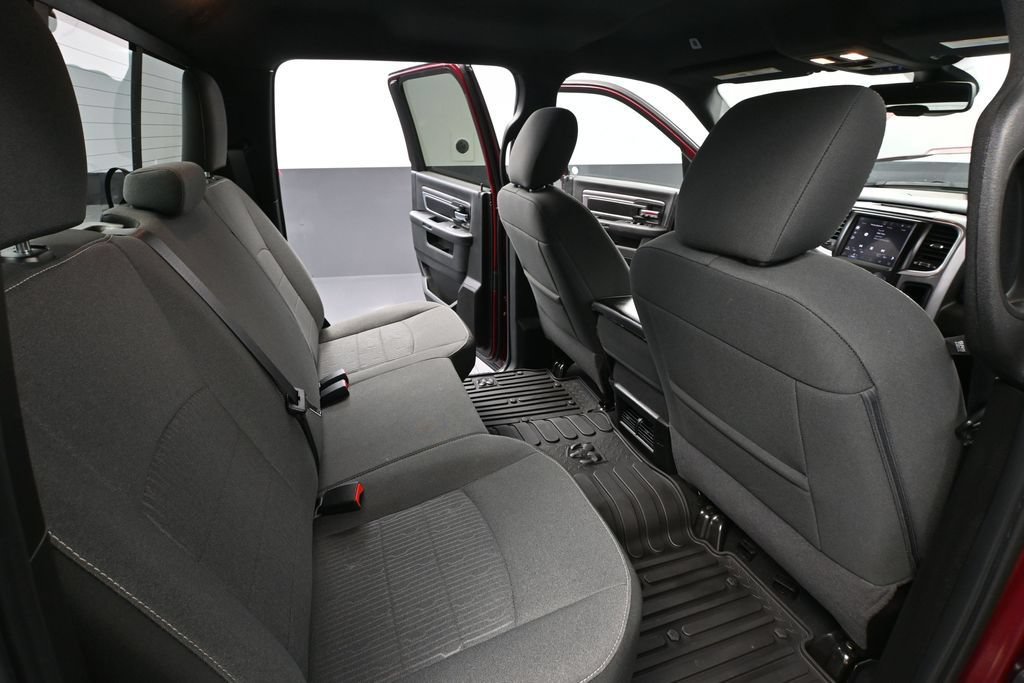 Used 2023 RAM 1500 Warlock AWD/4WD image 47