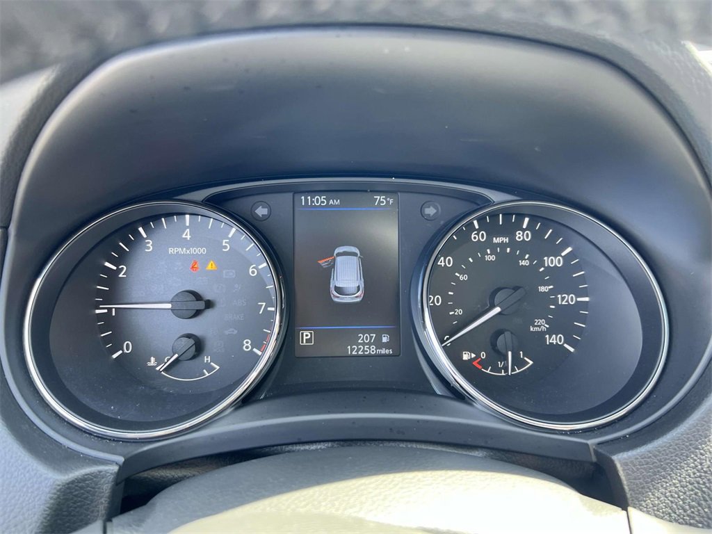 Used 2022 Nissan Rogue Sport SV w/ Technology Package image 24