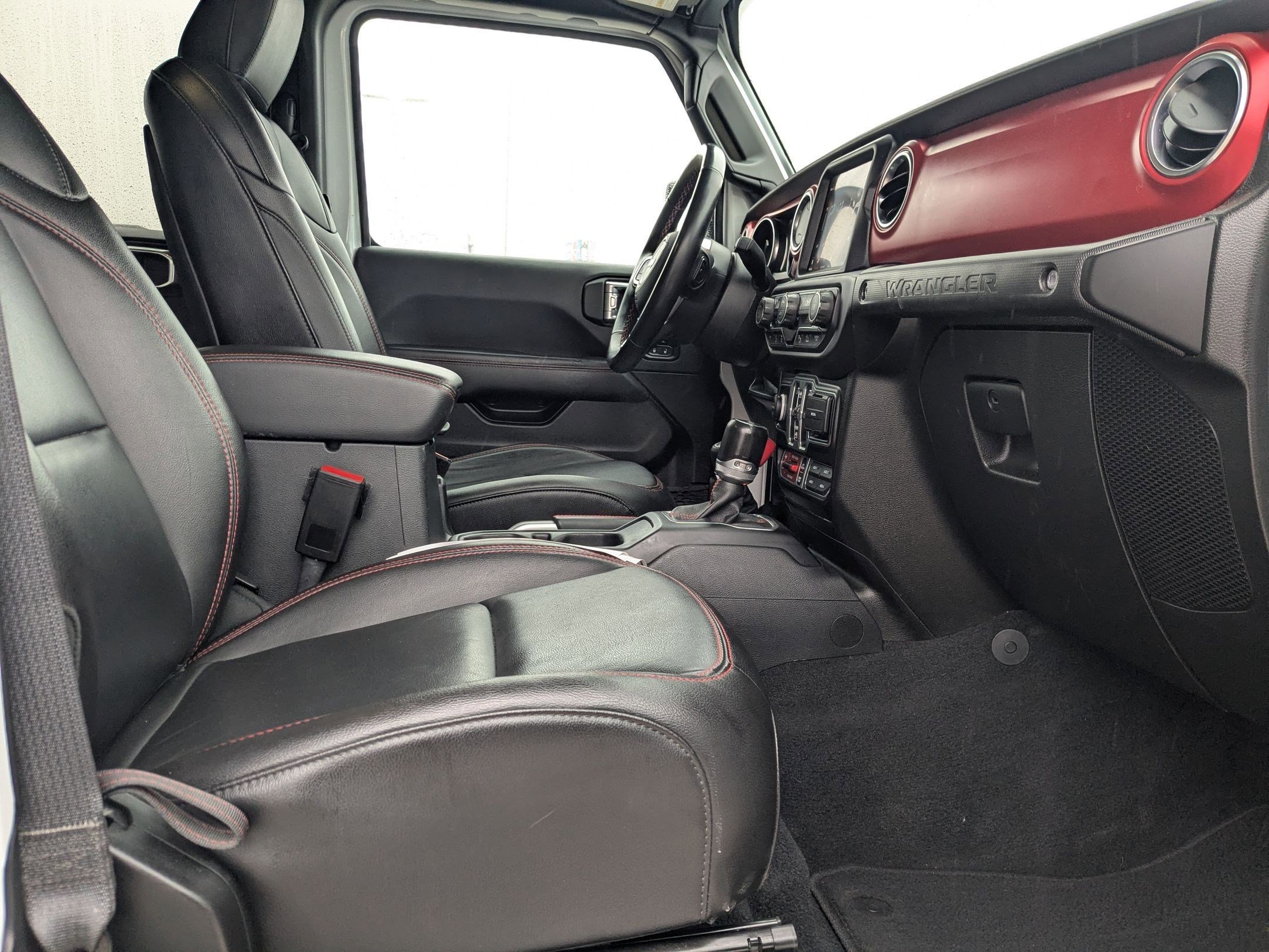 Used 2021 Jeep Wrangler Unlimited Rubicon w/ Uconnect 4C Nav & Sound Group image 21