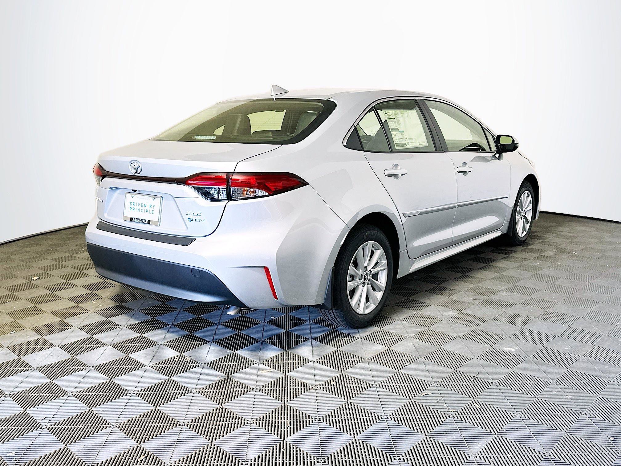 New 2026 Toyota Corolla XLE FWD image 7